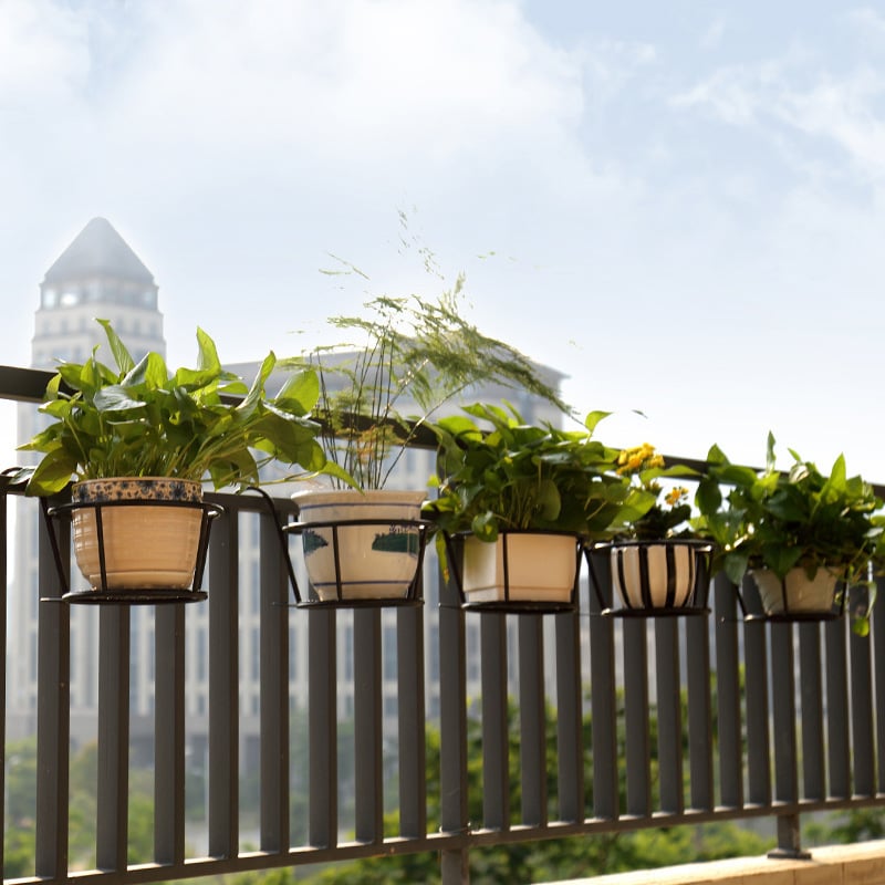Hanging flower stand