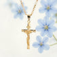 🔥 Collar con colgante de crucifijo tono dorado – Diseño detallado INRI, cadena Figaro ajustable y joya religiosa para el día a día ✝️✨
