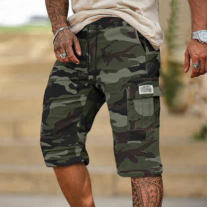 Pantalones cortos cargo de camuflaje masculino con múltiples bolsillos
