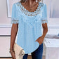 Camiseta de mujer con cuello redondo y ribete de encaje