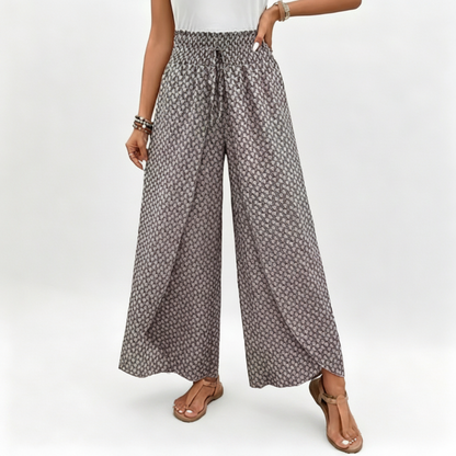 Pantalones de mujer de corte ancho con cintura fruncida y abertura