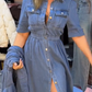 Vestido vaquero azul de corte entallado con cuello y botones para mujer