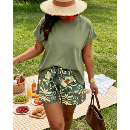 Conjunto informal para mujer 🌿 Cómoda camiseta con mangas murciélago y pantalones estampados