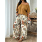 Conjunto de dos piezas para mujer: top con hombros al aire y pantalones estampados
