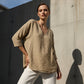 Blusa informal de mujer con cuello en V y mangas tres cuartos