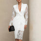 Vestido ajustado elegante para mujer con escote en V y mangas de encaje